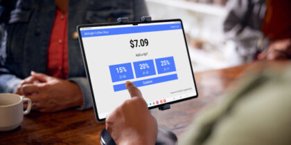 5 ways Galaxy Tab S10+ and Tab S10 Ultra support assistive selling