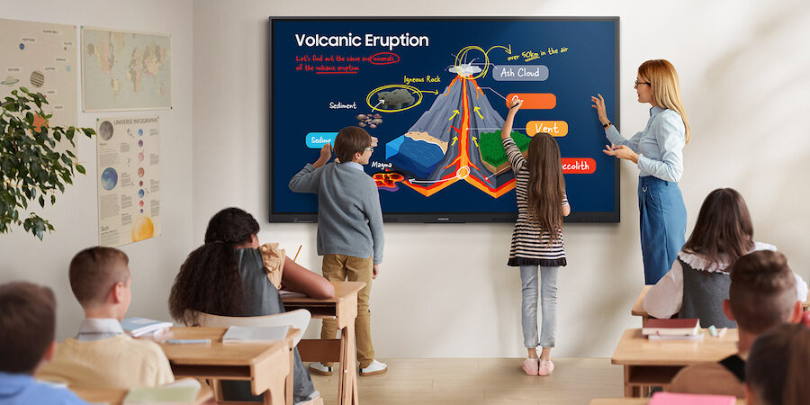 What are the advantages of smart boards in the classroom?